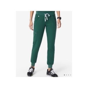 WearFigs Women’s Joggers - Hunter Green